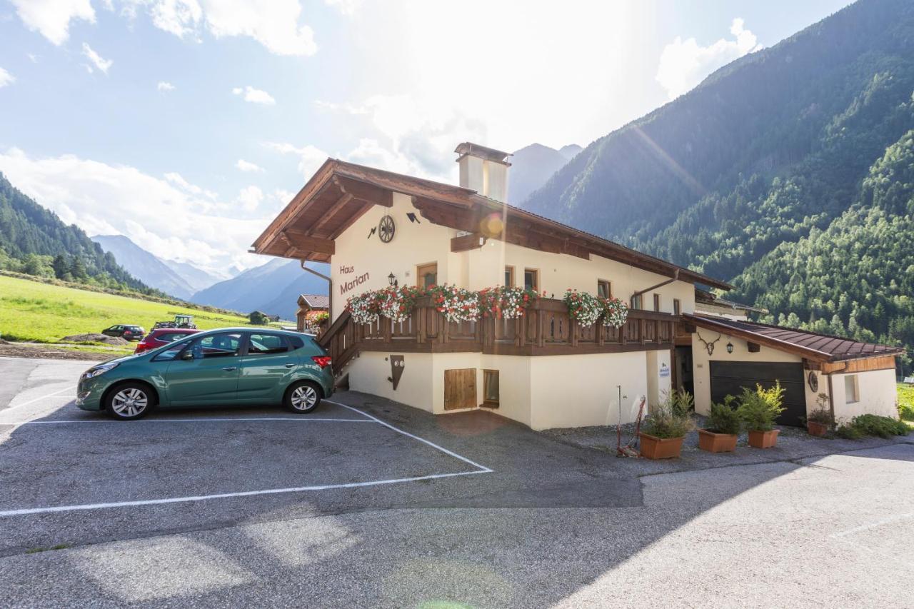 Ferienhaus Marian Neustift im Stubaital Exterior photo